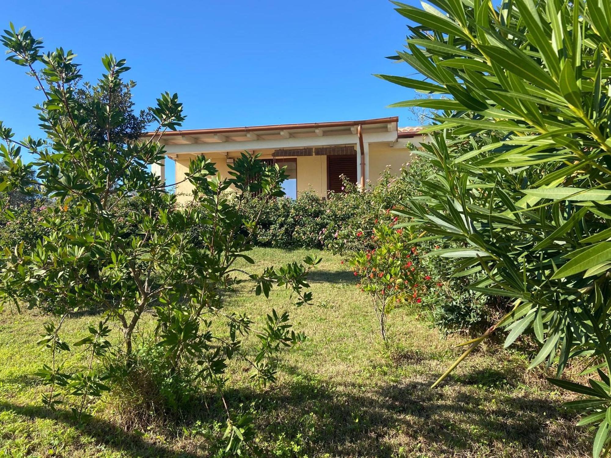 Villa Aratha Orosei Exteriör bild
